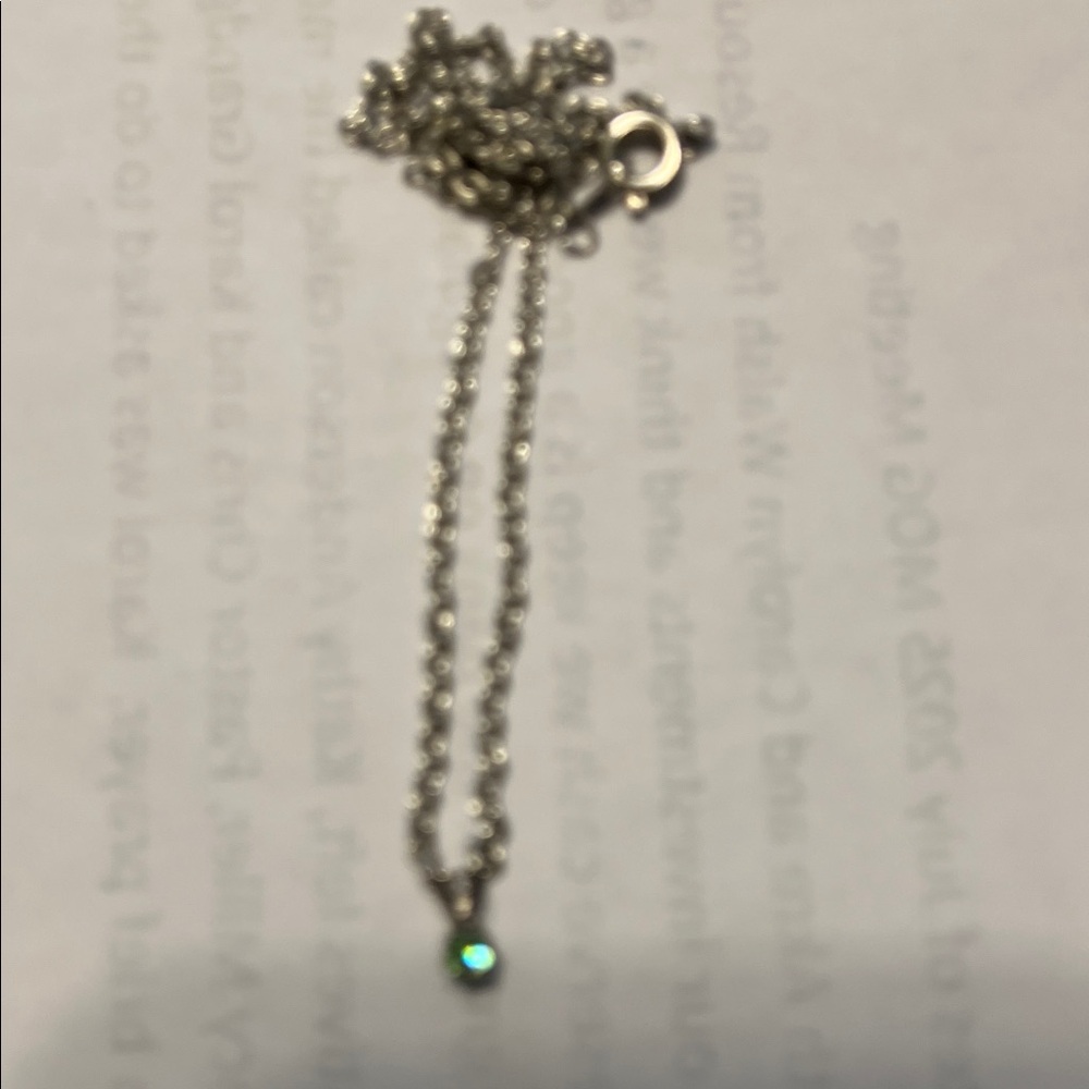 Silver Heart Pendant Necklace with peridot earrings and pewter box. - Picture 4 of 4